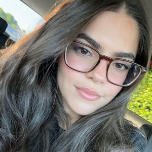 Meet your Posher, Sophia